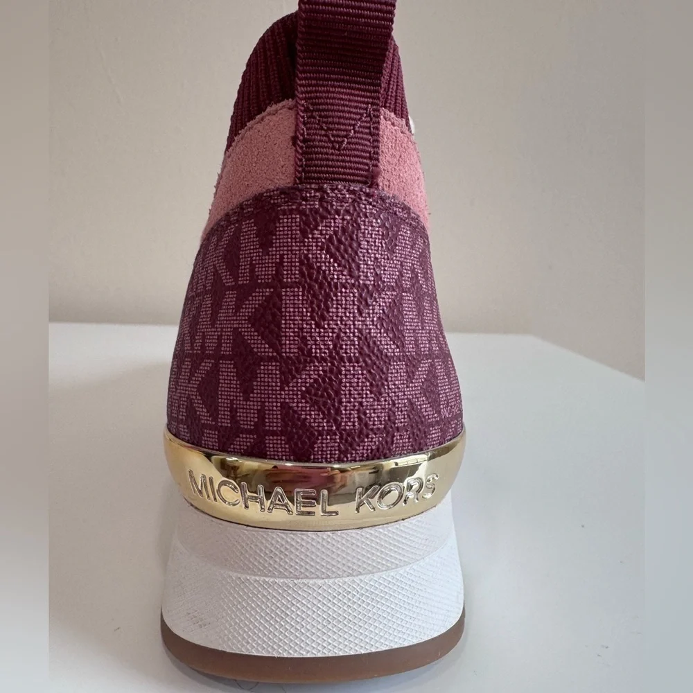 MICHAEL KORS Jenkins Stretch Knit Trainer